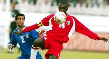 Photo of الضابط في حواره لـAGCFF: عام 2001 استثنائي.. وهذا ما يحتاجه الأحمر لتحقيق حلم التأهل لكأس العالم