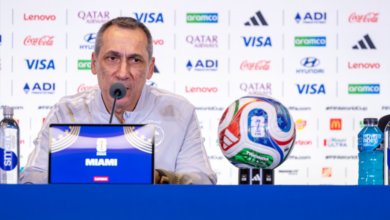 جورجيوس دونيس مدرب المنتخب السعودي: جاهزون لكافة السيناريوهات، ولن نواجه الأوروغواي بعقلية دفاعية